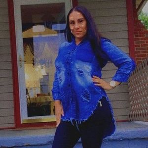 Meet your Posher, Nelida